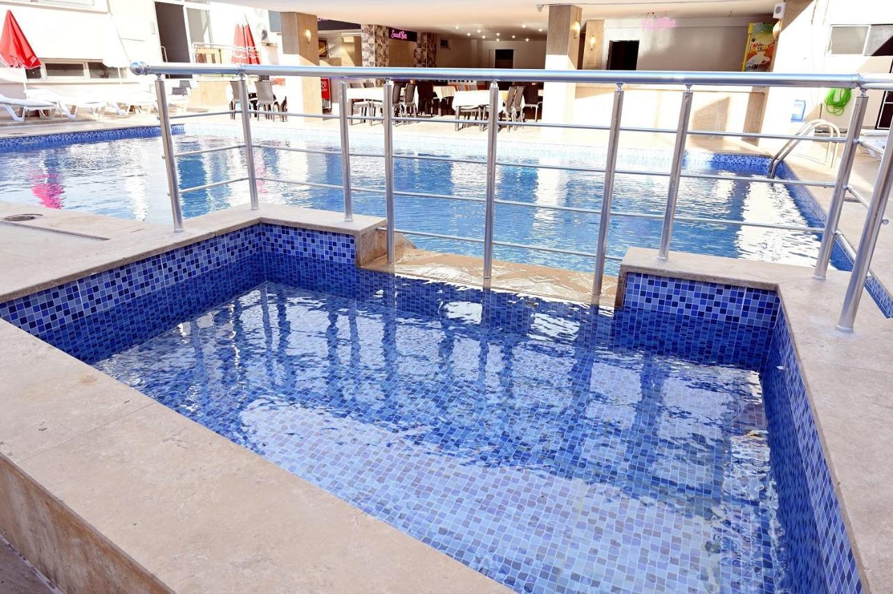 Roxx Royal Hotel Kusadası Eksteriør bilde