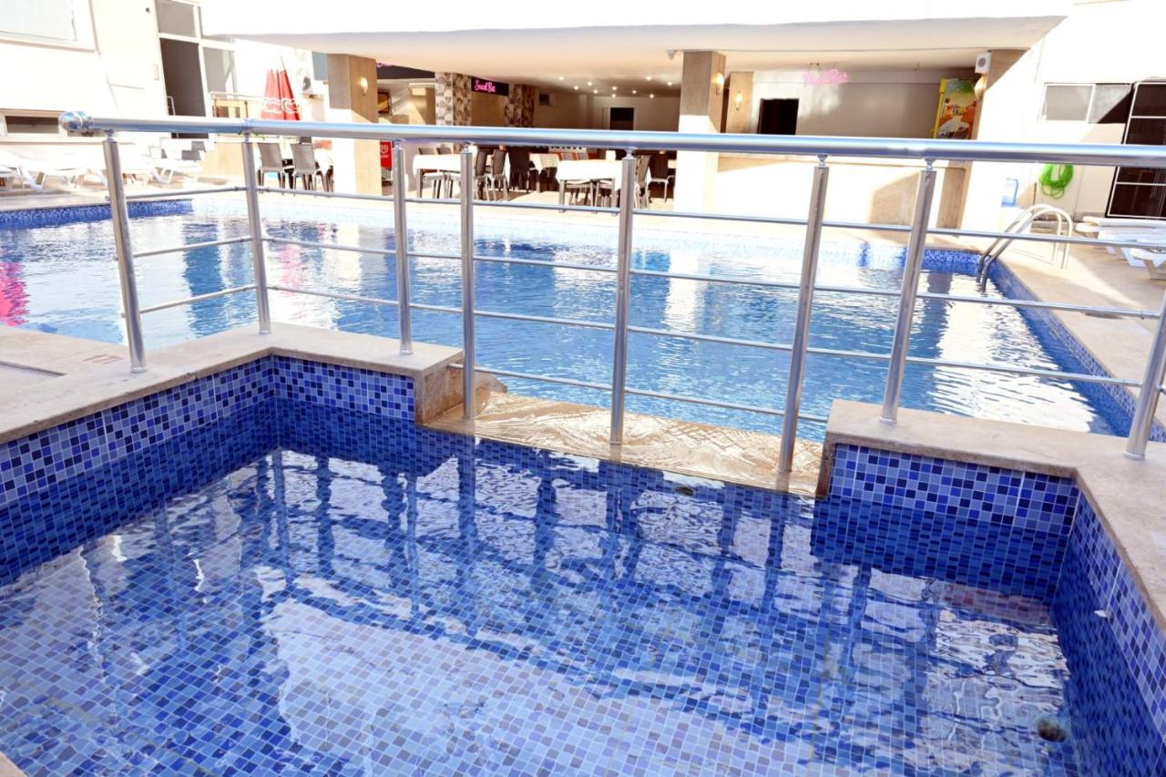 Roxx Royal Hotel Kusadası Eksteriør bilde